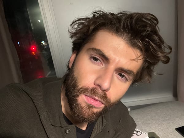 Montreal residents document quiet evening moments across city