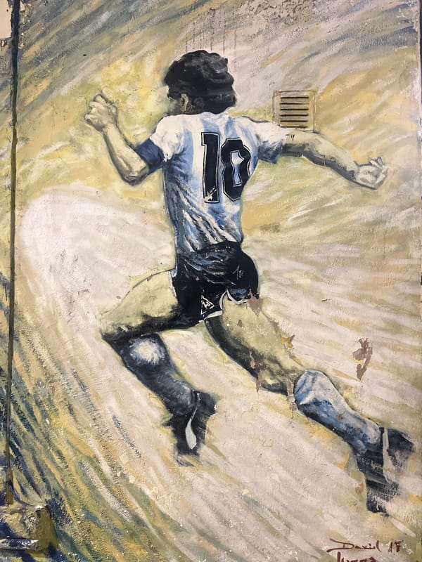 Soccer player mural spotted in Buenos Aires featuring number 10