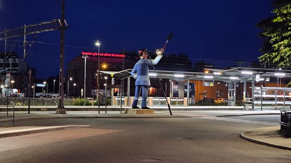 Linköping at night, from the station to the outskirts