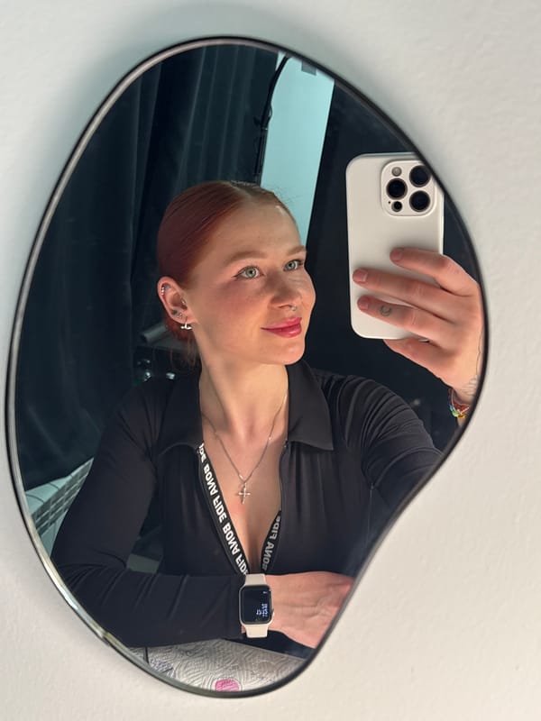 Woman takes mirror selfies in Rostov-on-Don