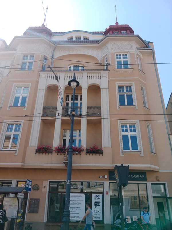 Architecture, monuments, and street-level details in central Bydgoszcz
