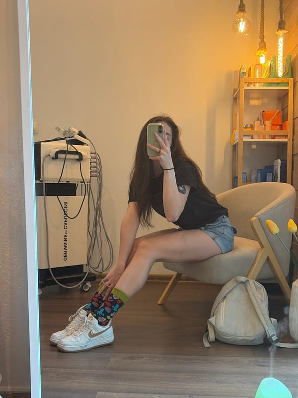 Mirror selfie series, same chair, same fit, six angles