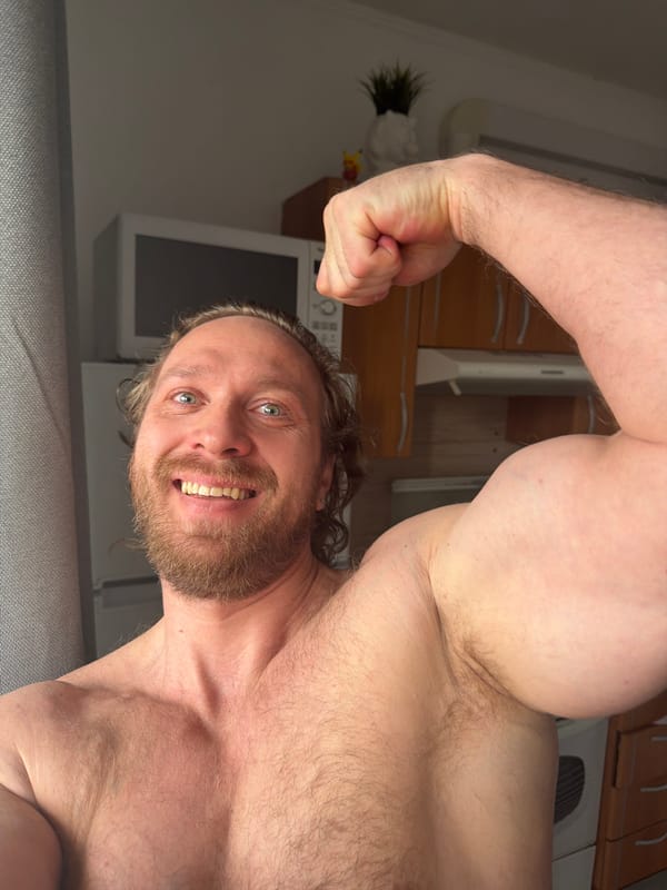 Man takes morning selfies in Saint Petersburg apartment