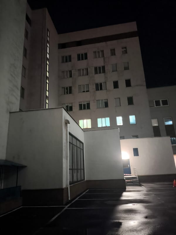 Medical worker documented at CM-Clinic lab in Moscow