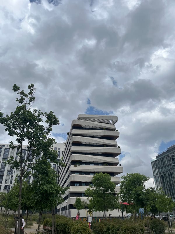 Modern Madrid architecture and fountains documented in 11-minute span