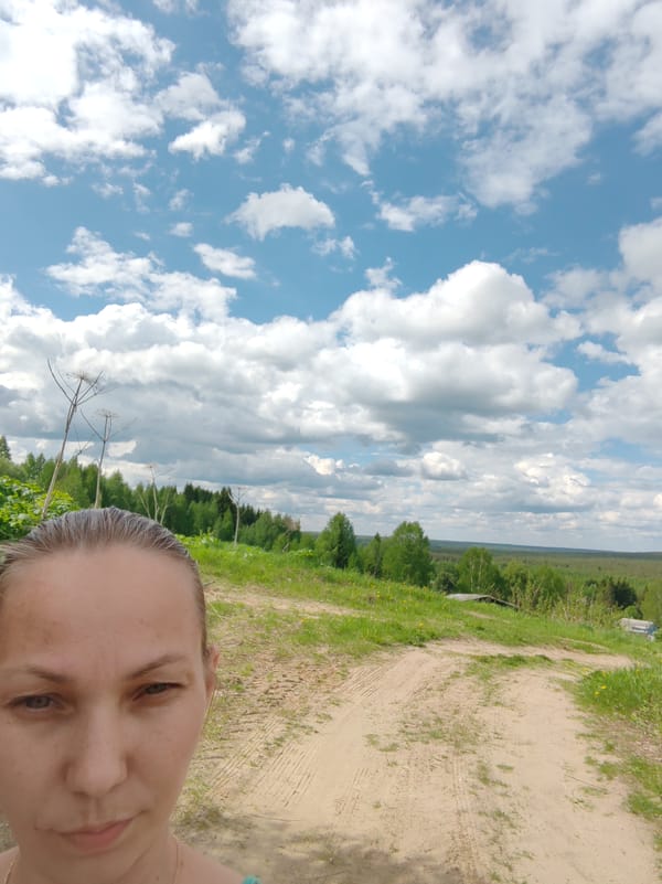 Rural family life documented in Russian village Чухлэм