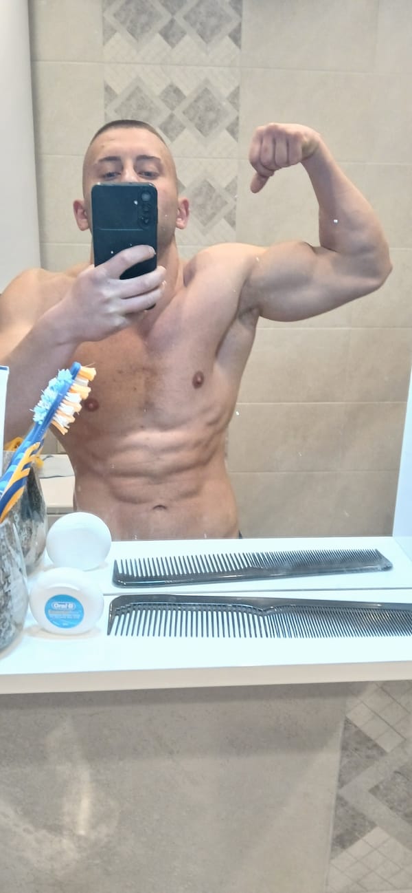 Sliven resident shares fitness selfie and chihuahua photos