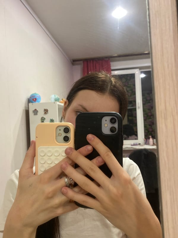 Personal collection and selfie session in Medvedevo apartment