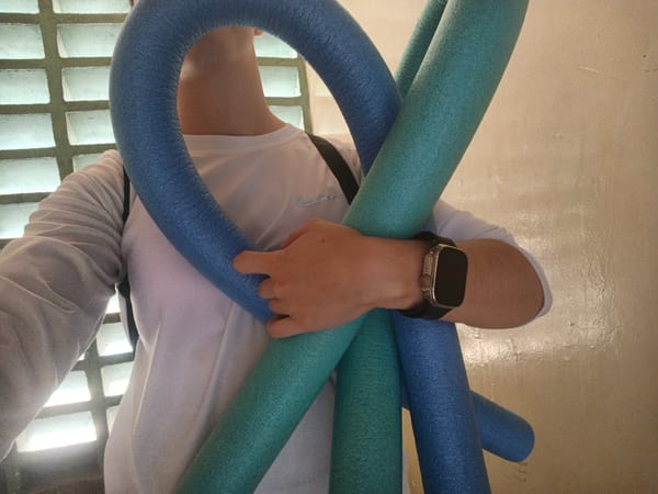 Everyday moments captured indoors in Tinaquillo, Venezuela