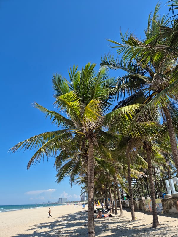 Da Nang's beachfront and city streets on a clear summer morning