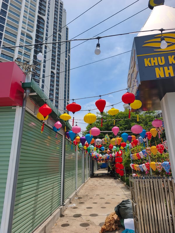Street-level snapshots from Nha Trang's coastal city center