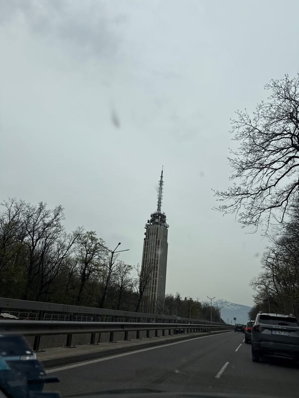 Morning commuter spots Sofia TV tower during highway drive