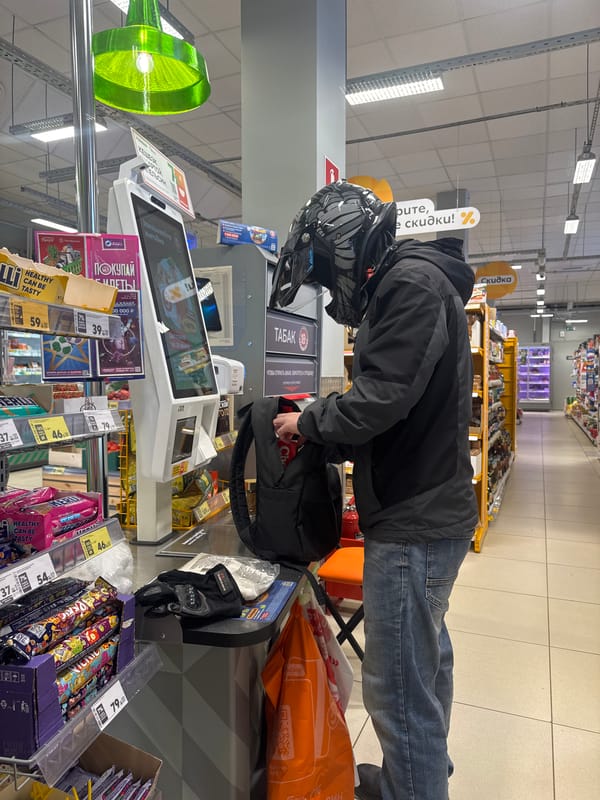 Motorcyclist makes quick supermarket stop in Chaikovsky, Russia