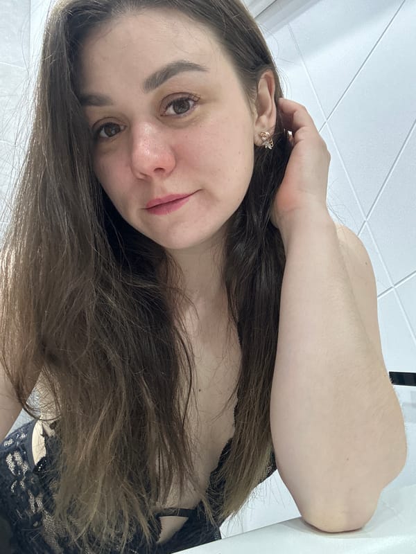 Woman takes casual selfies in Chaikovsky, Russia
