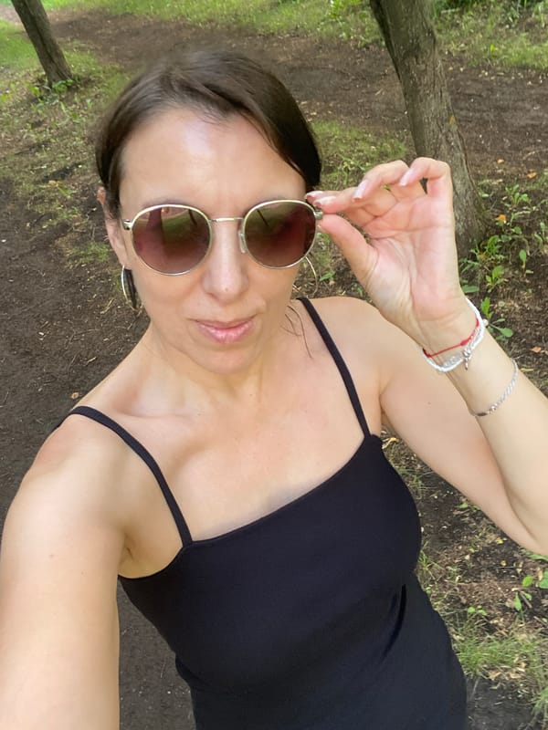 Lazy summer morning in Tujmazy — nature, selfies, and sushi