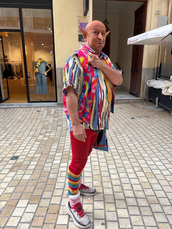 Fantasy costumed performer spotted on Málaga street