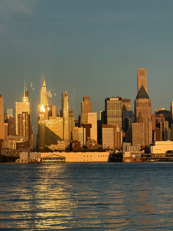 Manhattan skyline view from Weehawken during golden hour