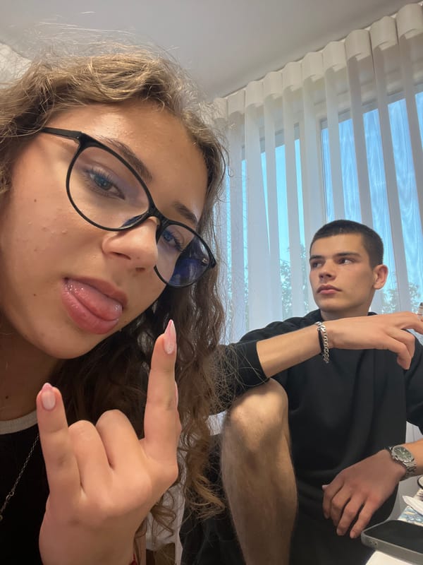 Friends share meal, take selfies in Karavelovo, Bulgaria
