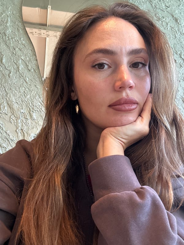 Morning café moments captured in Surgut, Russia