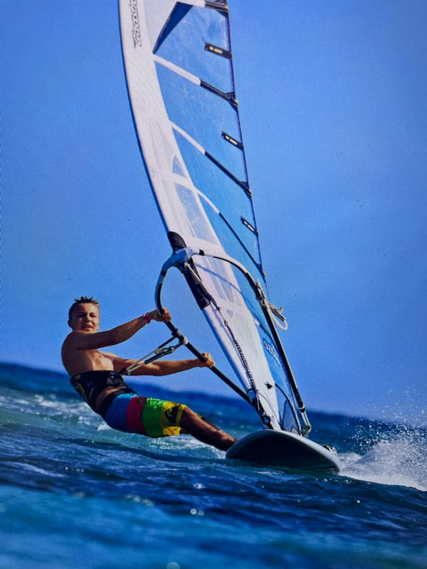 Wind sports activity observed off Bacong Philippines waters
