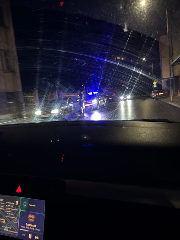 Nighttime driving documented in Gotse Delchev, Bulgaria