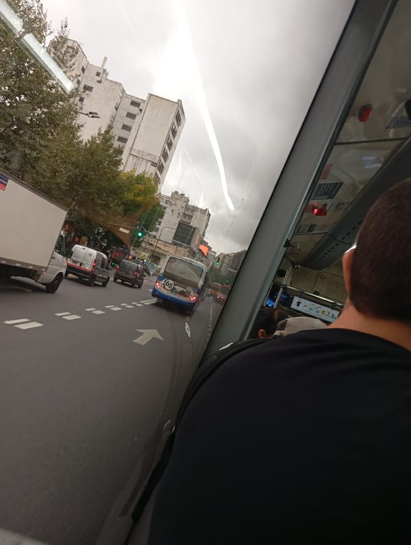 Traffic congestion with assistance vehicle spotted in Buenos Aires