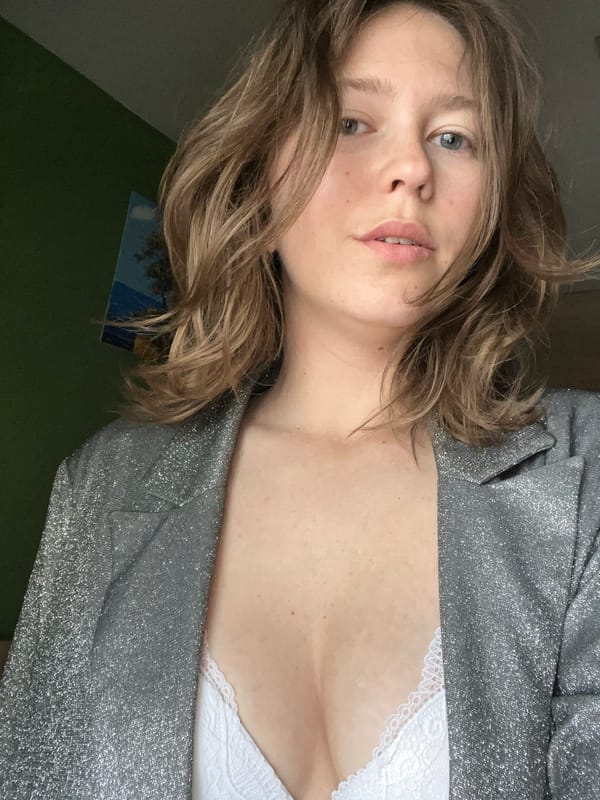 Woman takes morning selfies in sparkly outfit, Podgorica