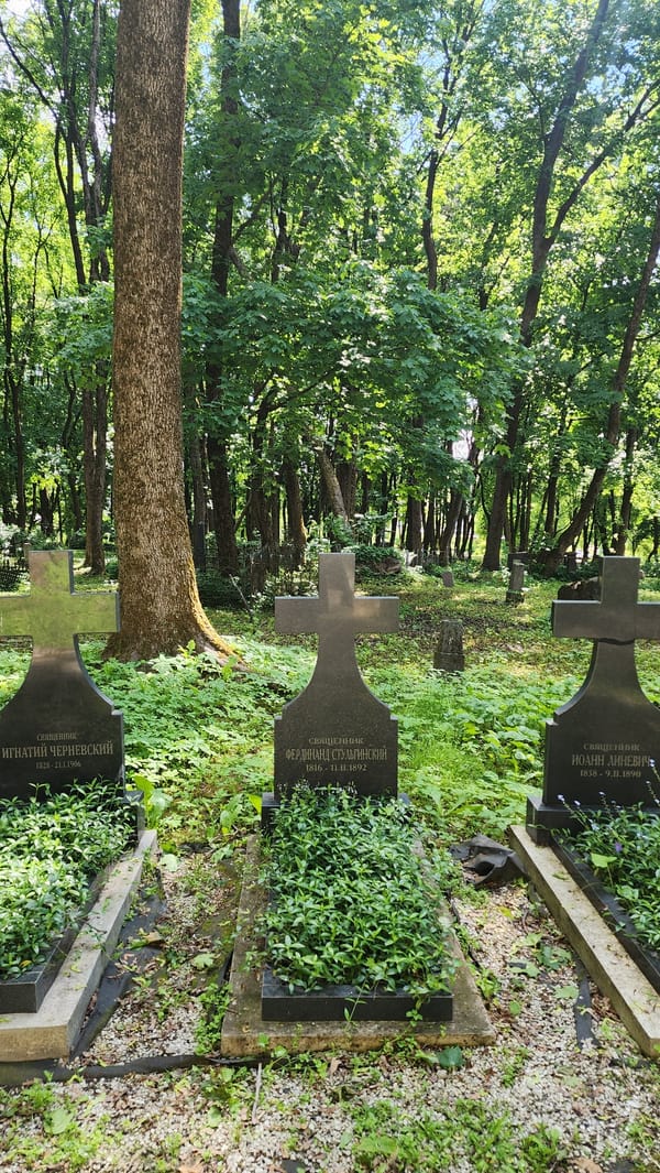 Morning documentation of historic cemetery in Smolensk, Russia