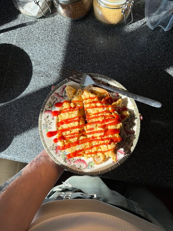 London resident enjoys scrambled eggs and ketchup lunch
