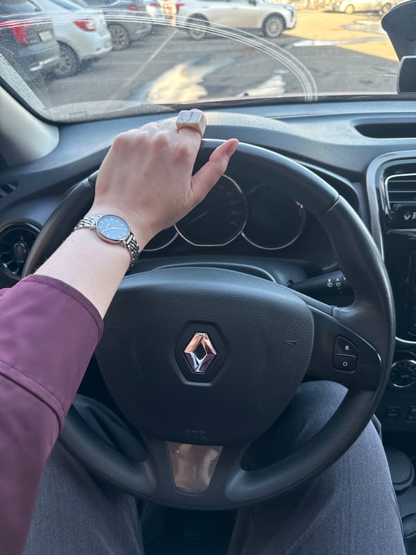 Two people spotted in car at Izhevsk parking lot