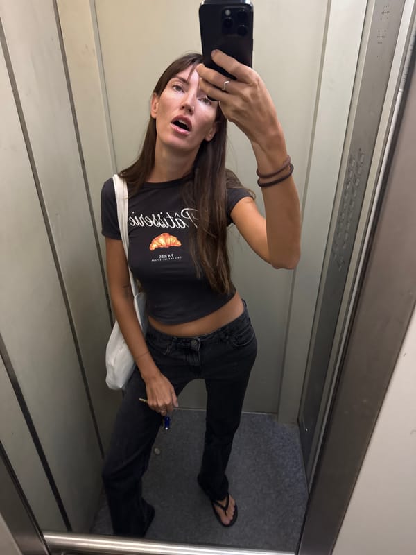 Elevator selfie in Moscow, Patisserie Paris crop top.