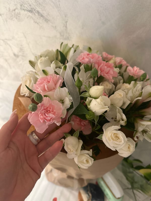 Flower bouquet documented in multiple photos in Šušanj, Montenegro