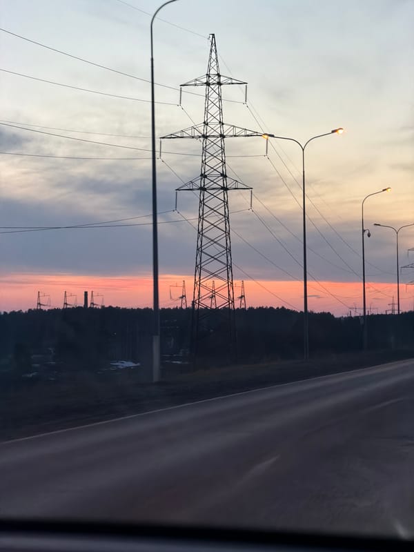 Winter scenes documented across Chaikovsky, Russia during April afternoon