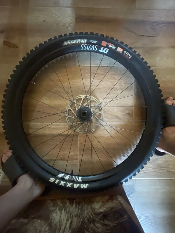 Mountain bike tubeless setup underway in Haskovo