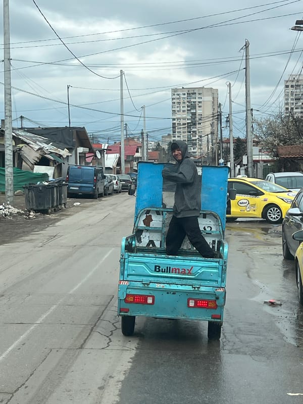 Three-wheeled Bullmax vehicle spotted on Sofia streets
