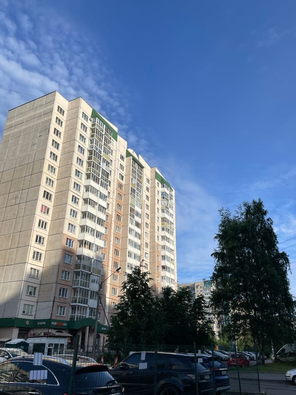 Summer morning at a Saint Petersburg apartment complex