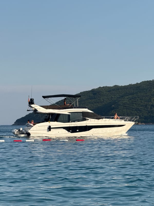 Yacht day and al fresco dining on the Montenegrin coast