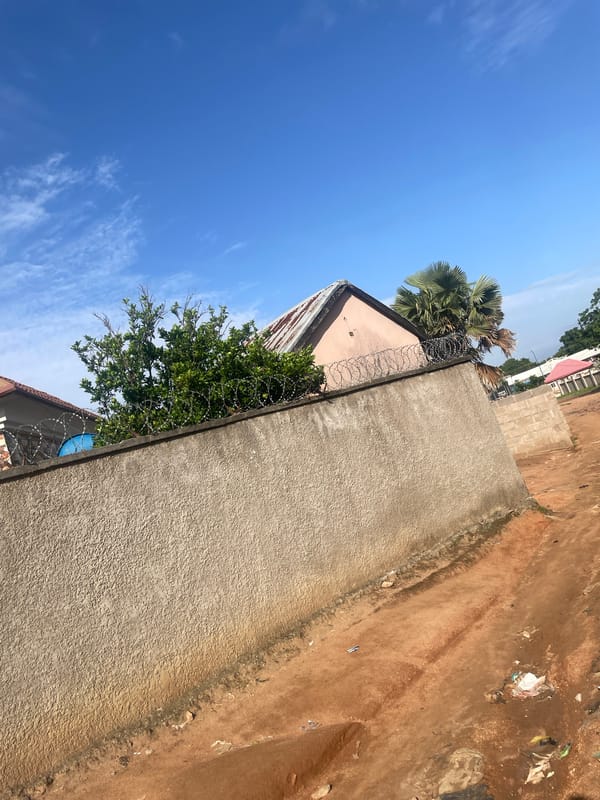 Street scenes and small shops in Jalingo, Nigeria