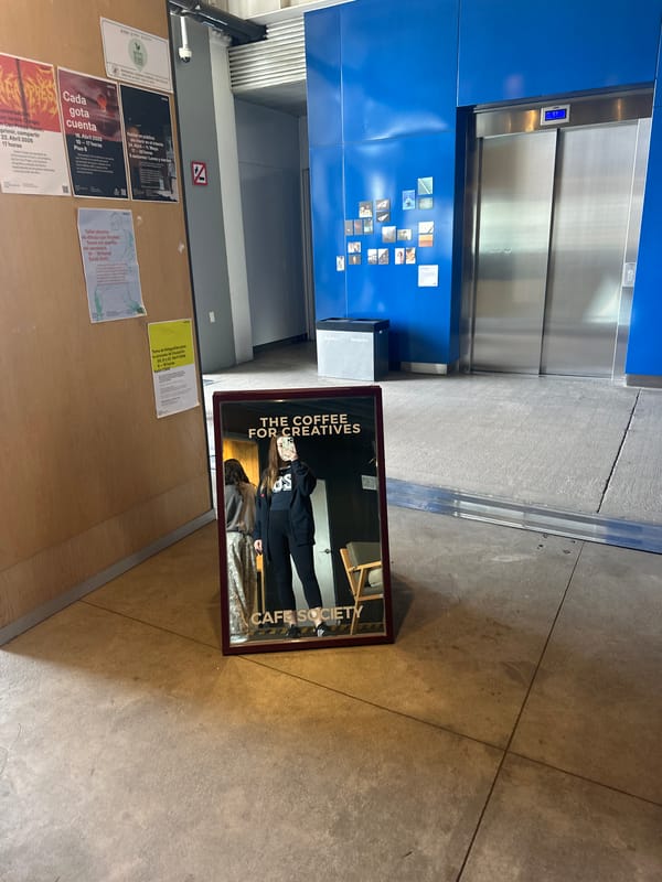 Afternoon coffee shop visit documented in Mexico City