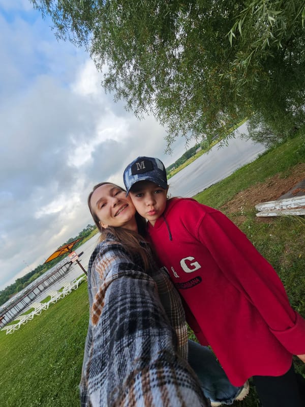 A laid-back day on the water in Elovo, Russia