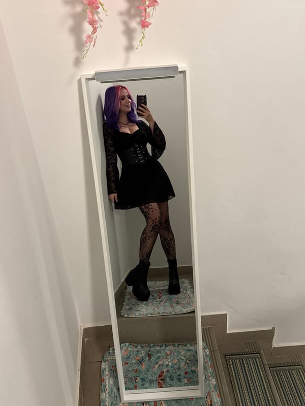 Woman documents evening with colorful hair selfies in Zagreb