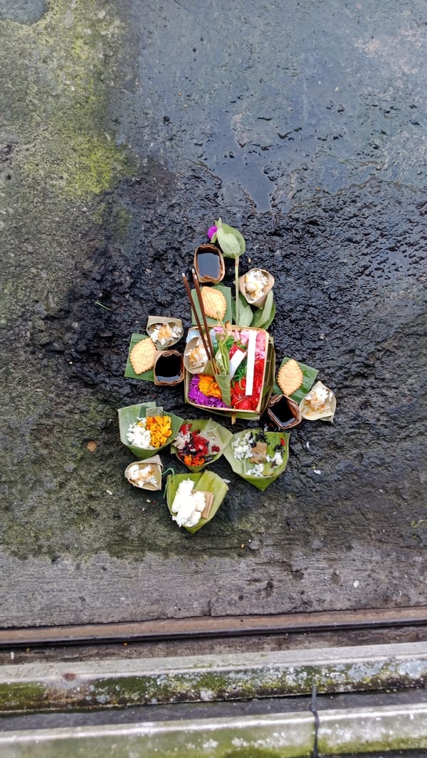 Daily canang sari offerings and street scenes in Denpasar, Bali