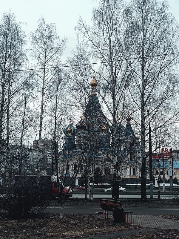 Ordinary moments documented across Izhevsk neighborhoods and landmarks