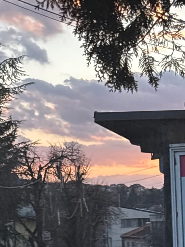 Sunset dining documented in Bulgarian spa town