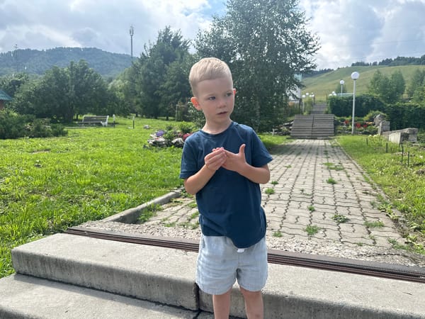 Morning walk and outdoor moments in Danilovka, Altai