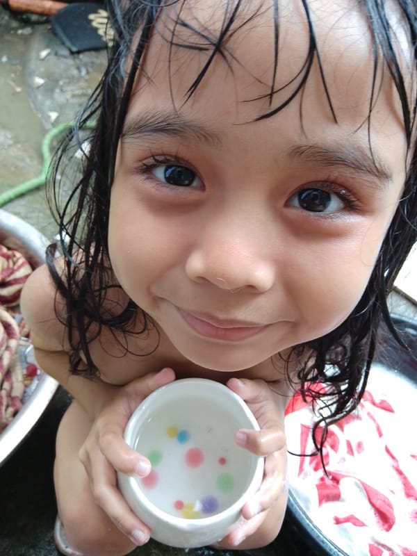 Early Morning Domestic Life Documented in Davao City