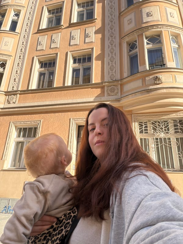 Morning stroll through Prague captured in 14 memories
