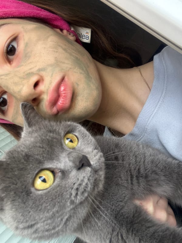 Friday morning social media posts captured in Ruse, Bulgaria