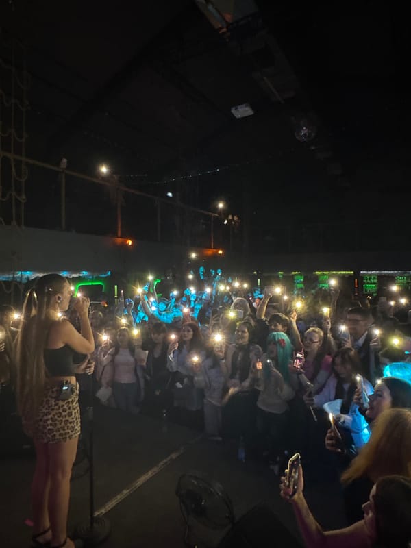 Indoor concert performance captured in Chita, Russia