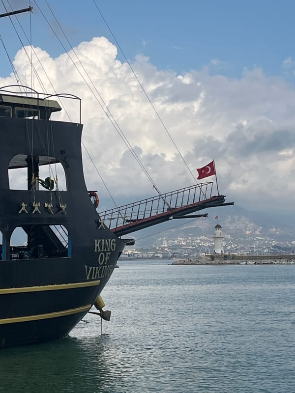 Harbor life captured in Alanya during quiet afternoon moments